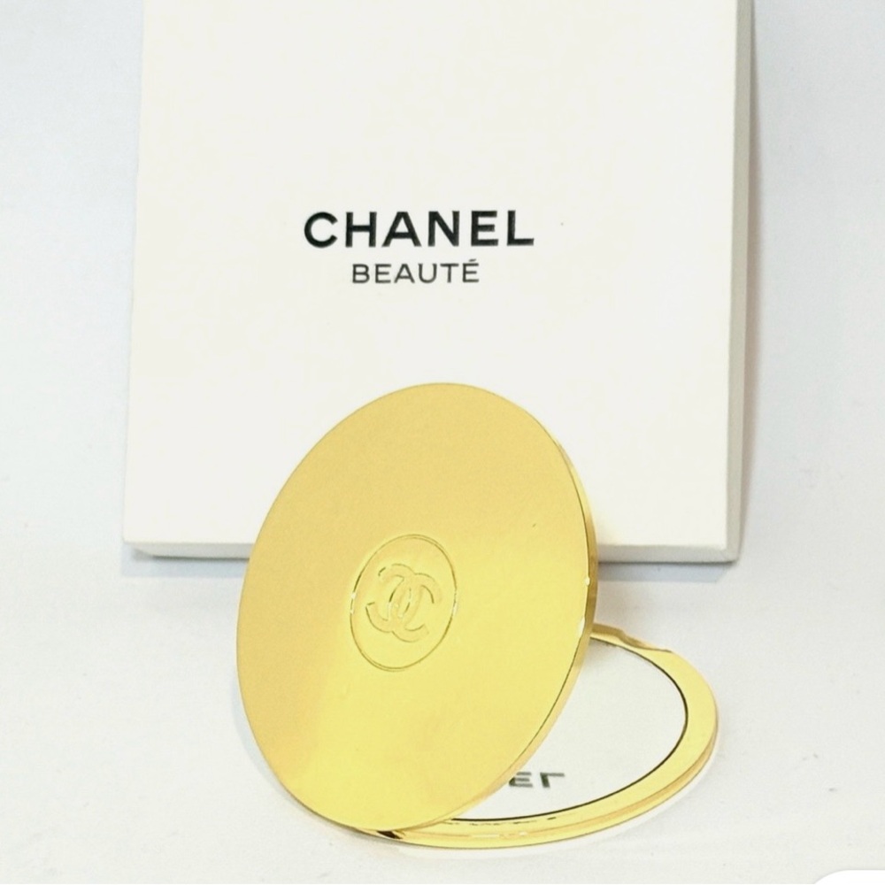 CHANEL Gold Compact with Mirror